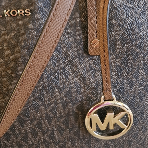 Michael Kors Brown/Gold Signature Tote - Picture 3 of 4